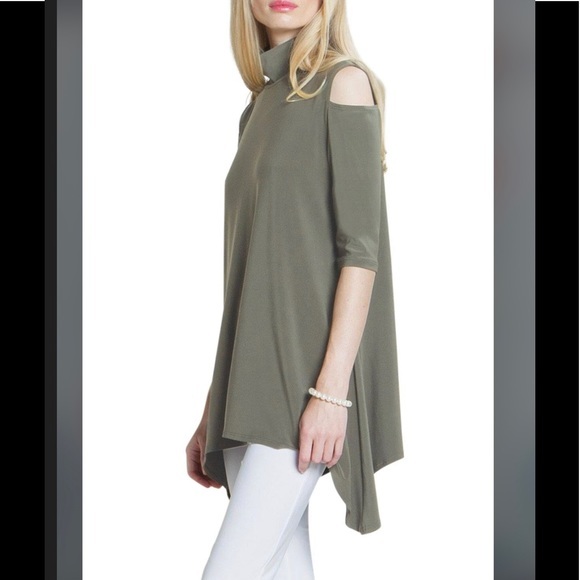 Tops - Mock Neck Cold Shoulder Tunic Top